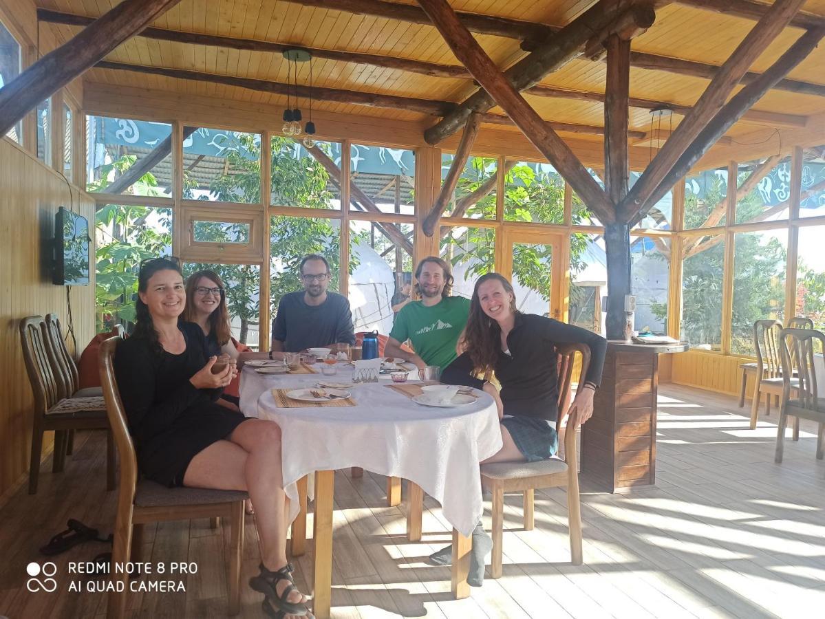 Happy Nomads Yurts & Hostel Karakol Kültér fotó