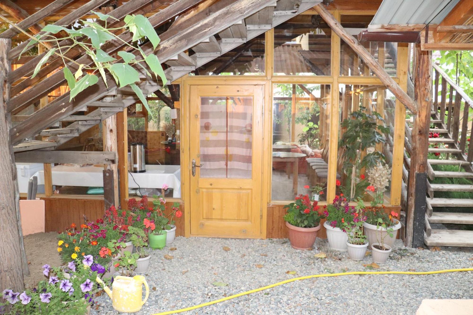 Happy Nomads Yurts & Hostel Karakol Kültér fotó